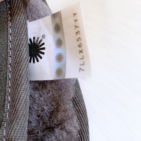 UGG Slate Classic Femme Mini Wedge Boots - Picture 8 of 8